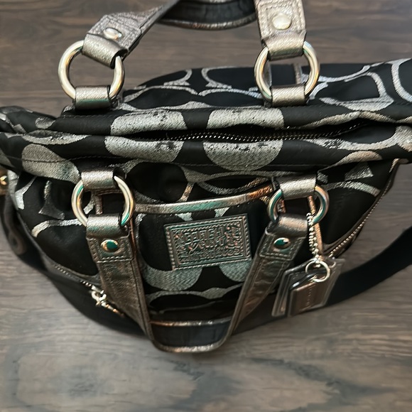 Coach poppy 2 way sparkle purse - Picture 4 of 16